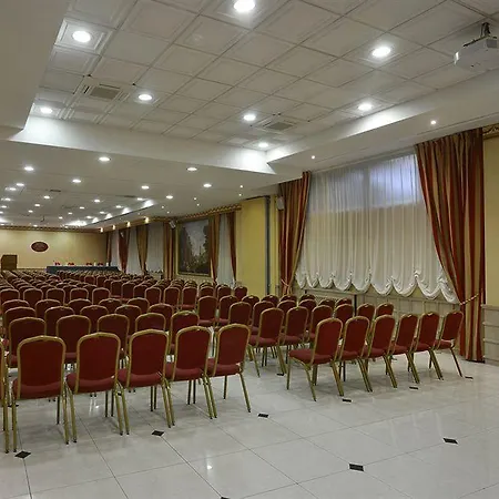 Zanhotel Europa 4* Болонья