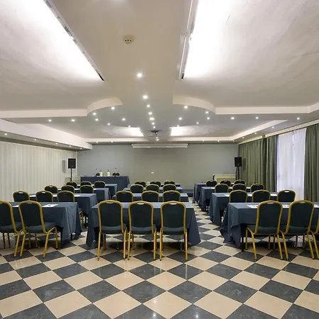 Zanhotel Europa 4* Болонья