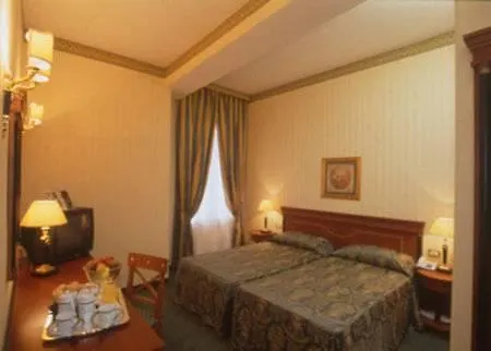 Отель Zanhotel Europa 4*