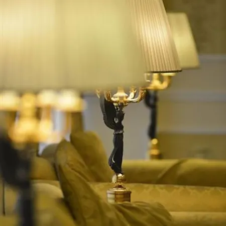 Zanhotel Europa Болонья