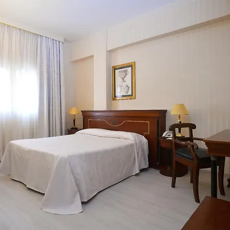 Zanhotel Europa 4* Болонья